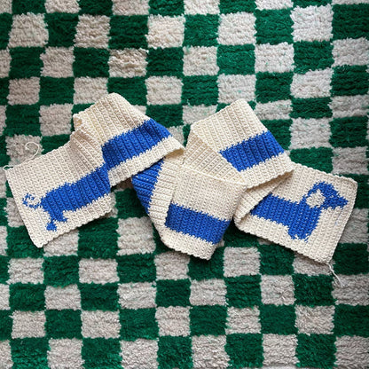 Cute Sausage Dog Scarf Crochet Pattern