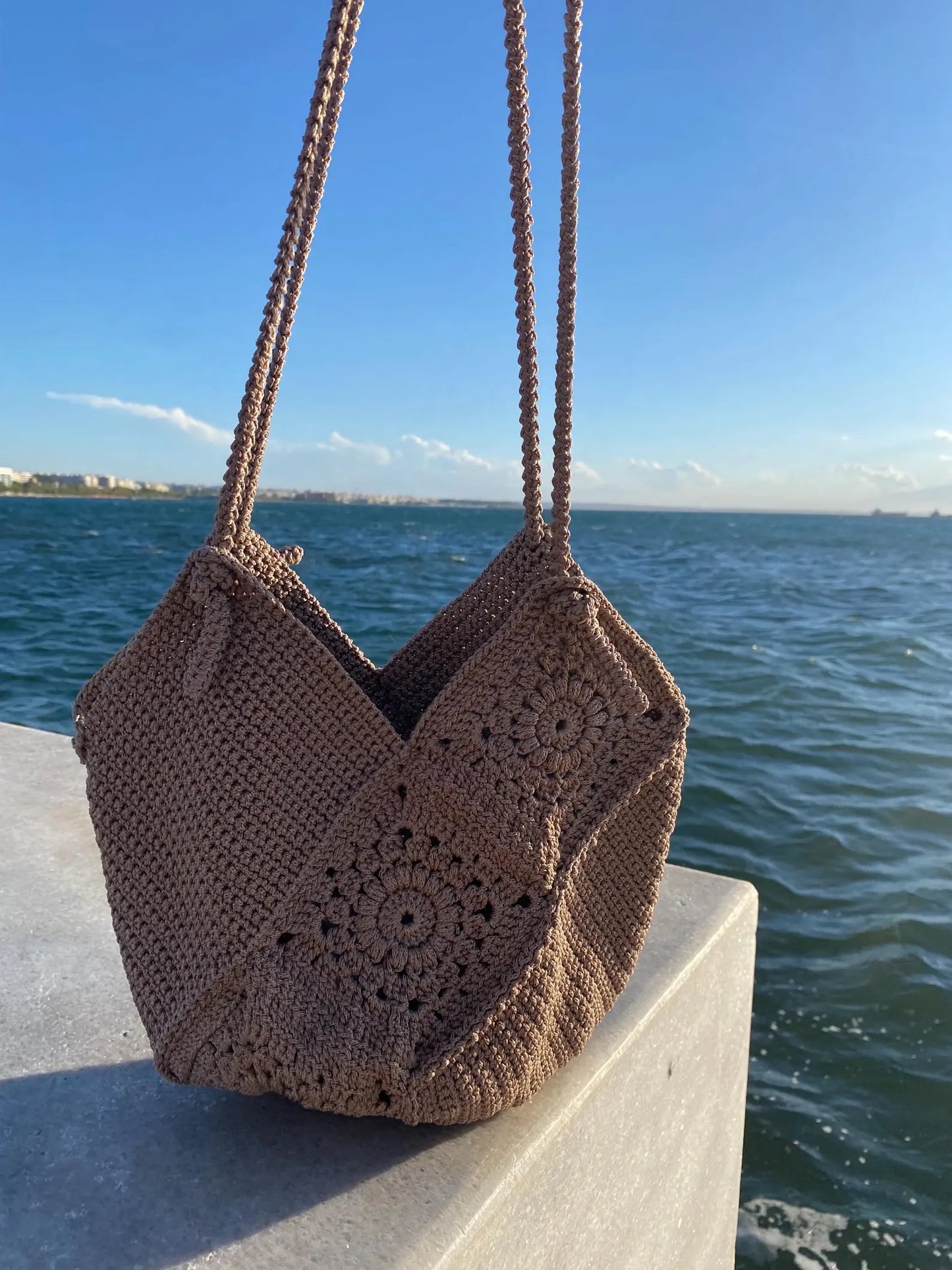 Beach Granny Square Jute Bag Crochet Pattern
