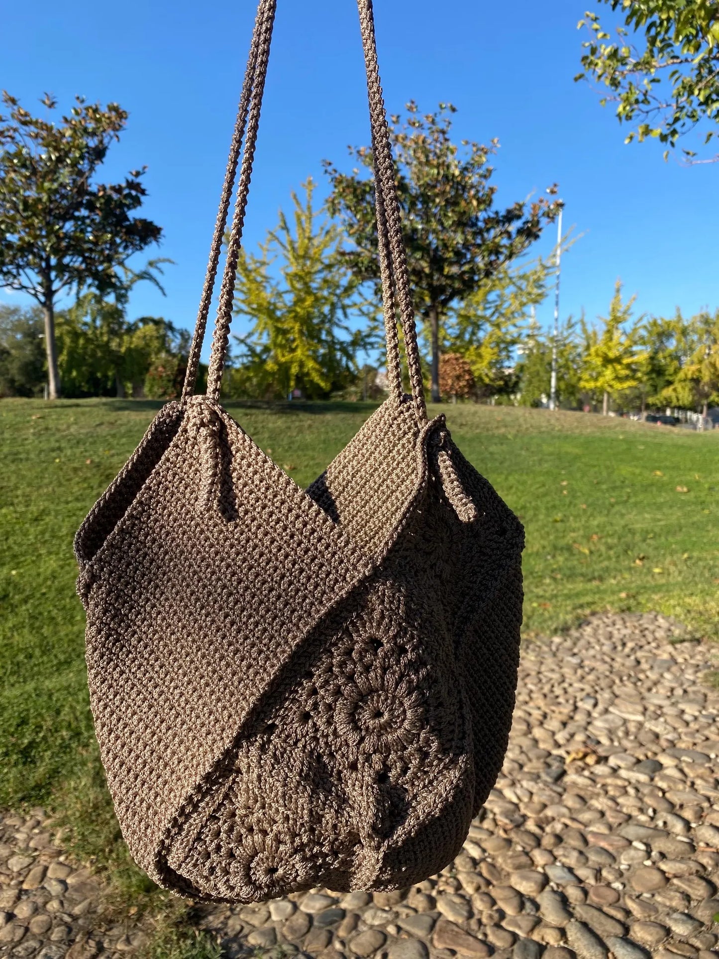 Beach Granny Square Jute Bag Crochet Pattern