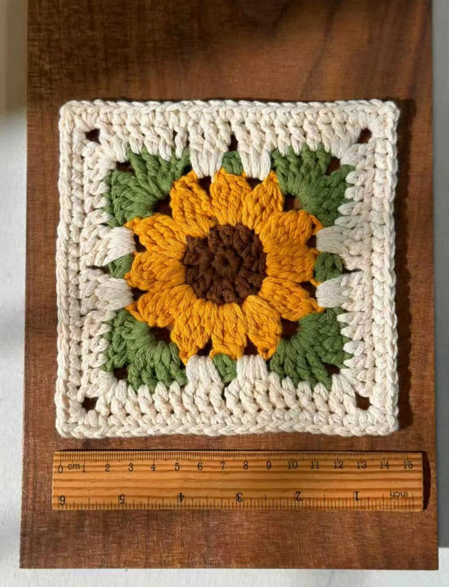 Beachy Sunflower Crochet HandBag Pattern