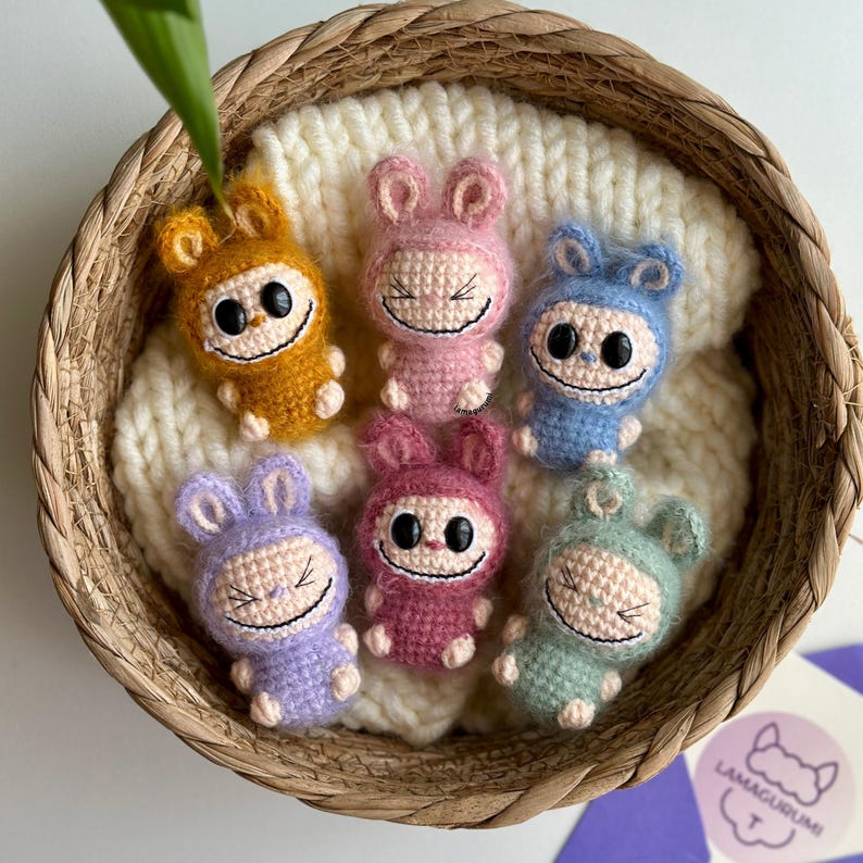 Baby Cake Labubu Crochet Pattern * Amigurumi *
