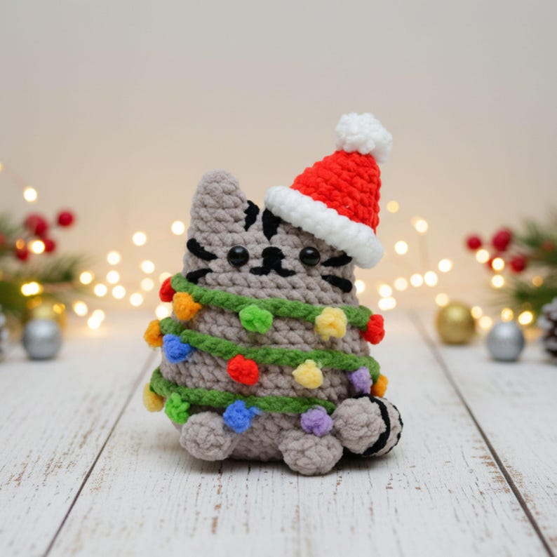 Christmas Cat tangled in chrismas tree lights crochet pattern